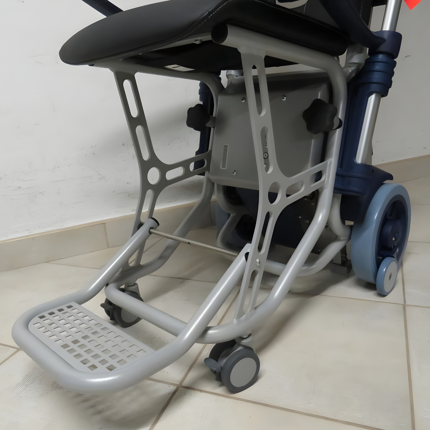 Schodołaz używany kroczący AAT C-MAX 140